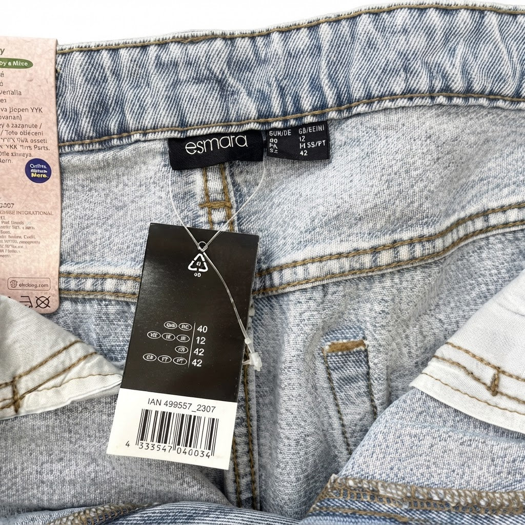 Women's Light Wash High-Waisted Raw Hem Denim Shorts
