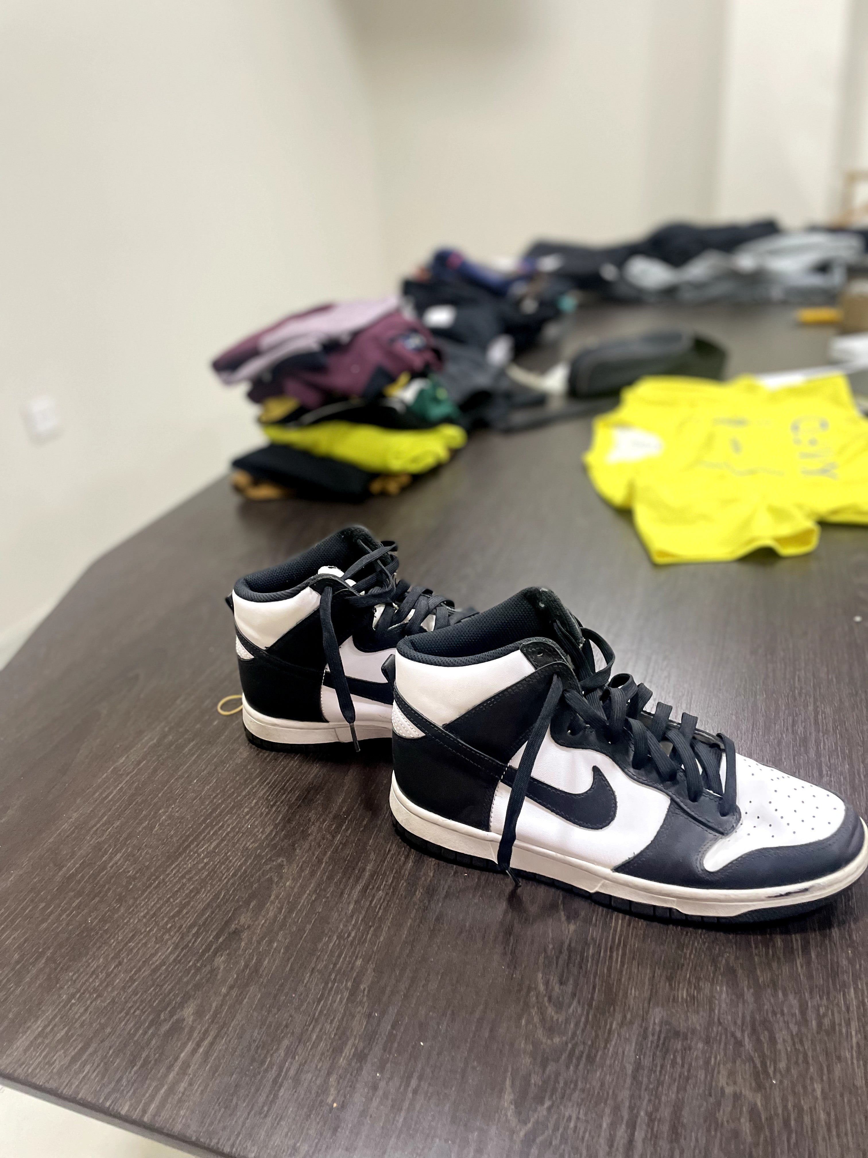NIKE, US 8.5, UK 7.5, EUR 42, cm 26.5, BR 40, CN 265(2.5), D