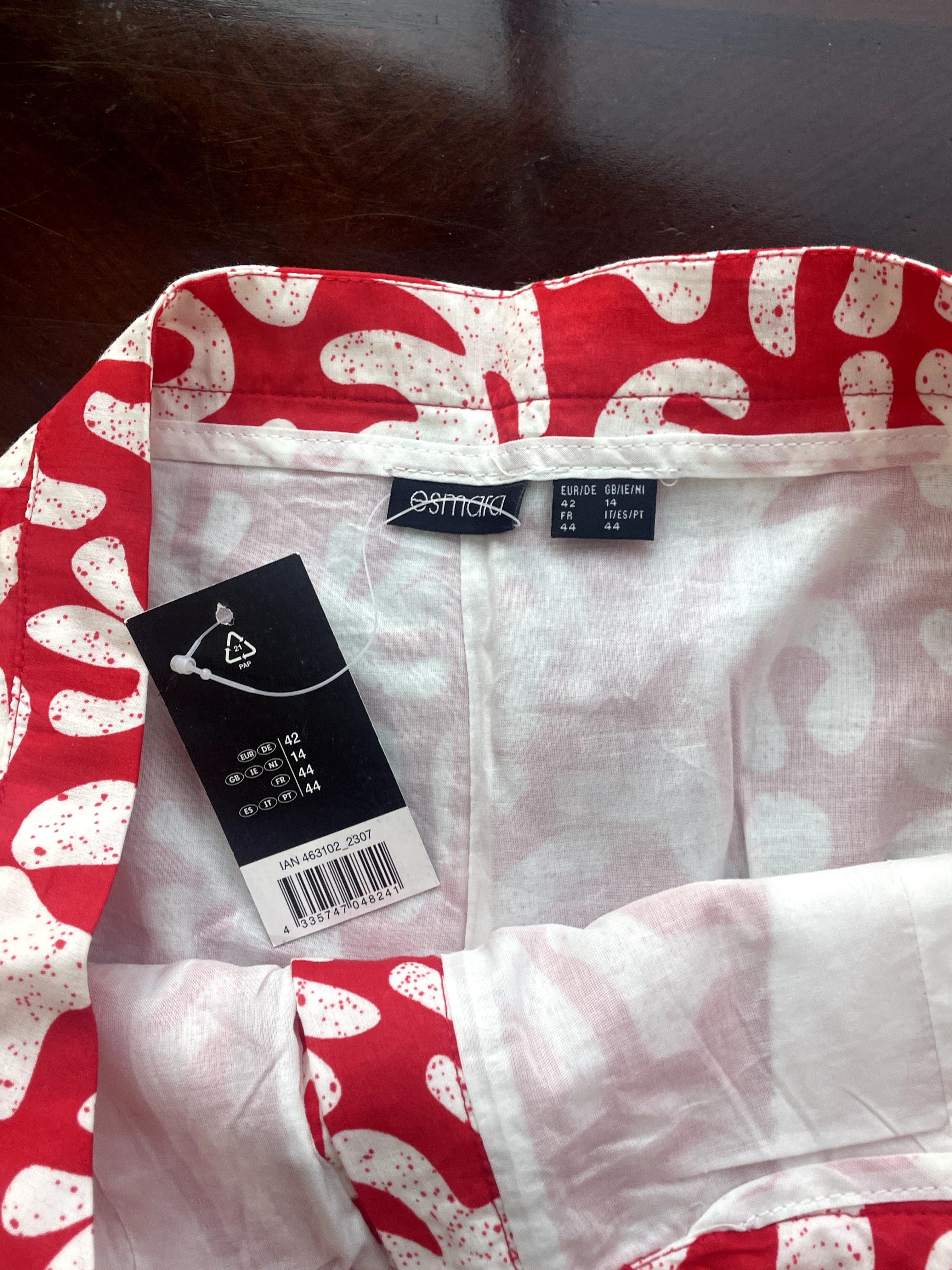 Red and White Abstract Print High-Waist Shorts