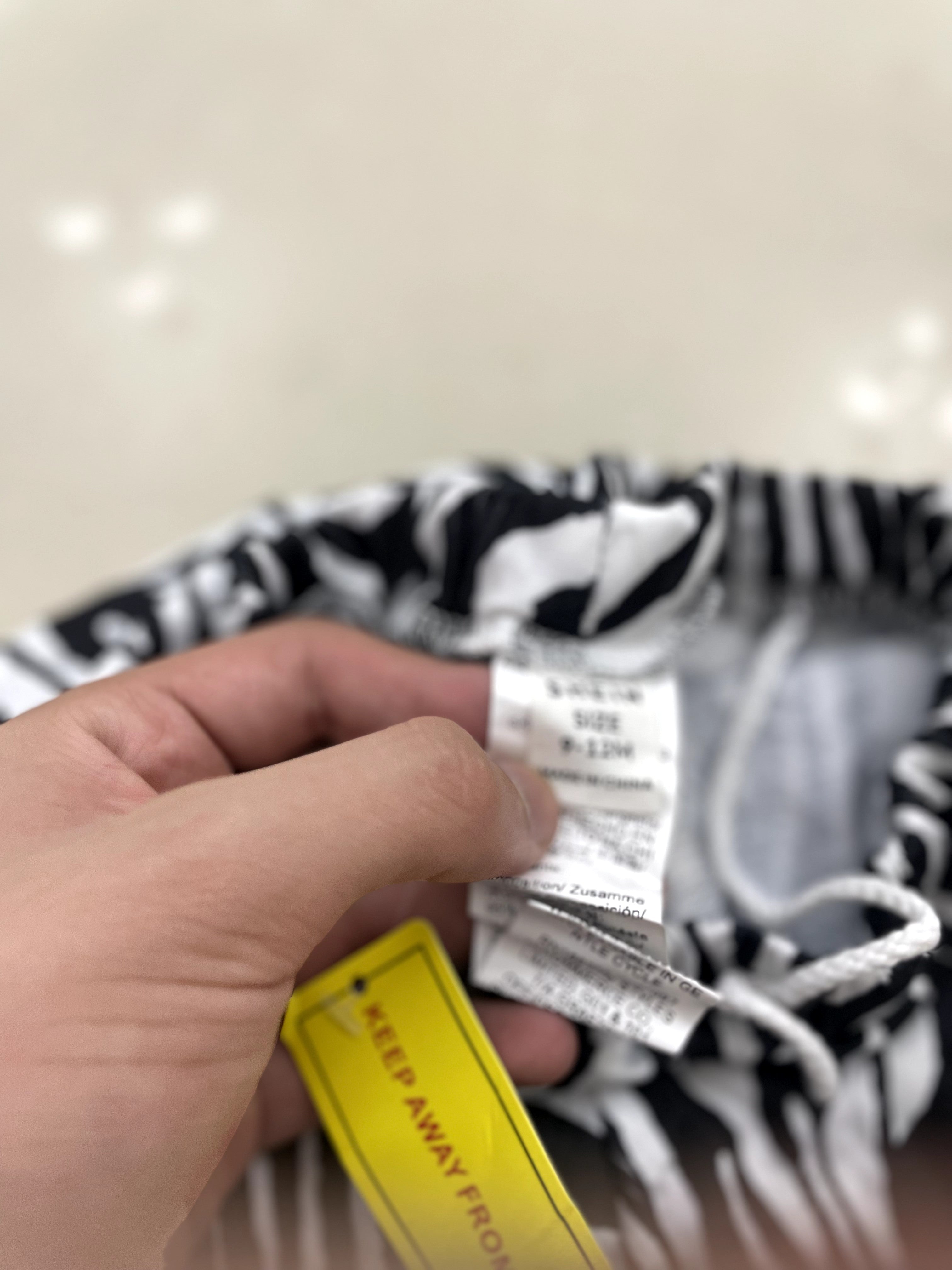 Black and White Zebra Print Wide-Leg Cropped Trousers