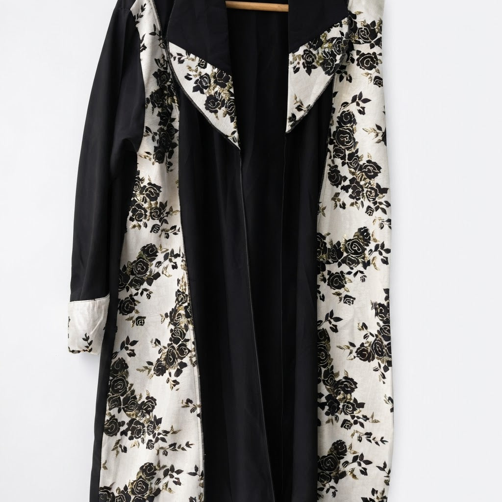 Women's Black and Silver Floral Patterned Long Abaya