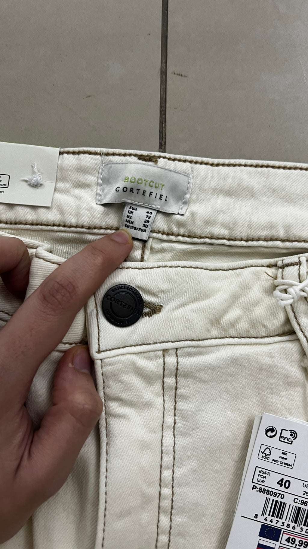 Cortefiel Off-White Bootcut Denim Jeans with Tan Contrast St