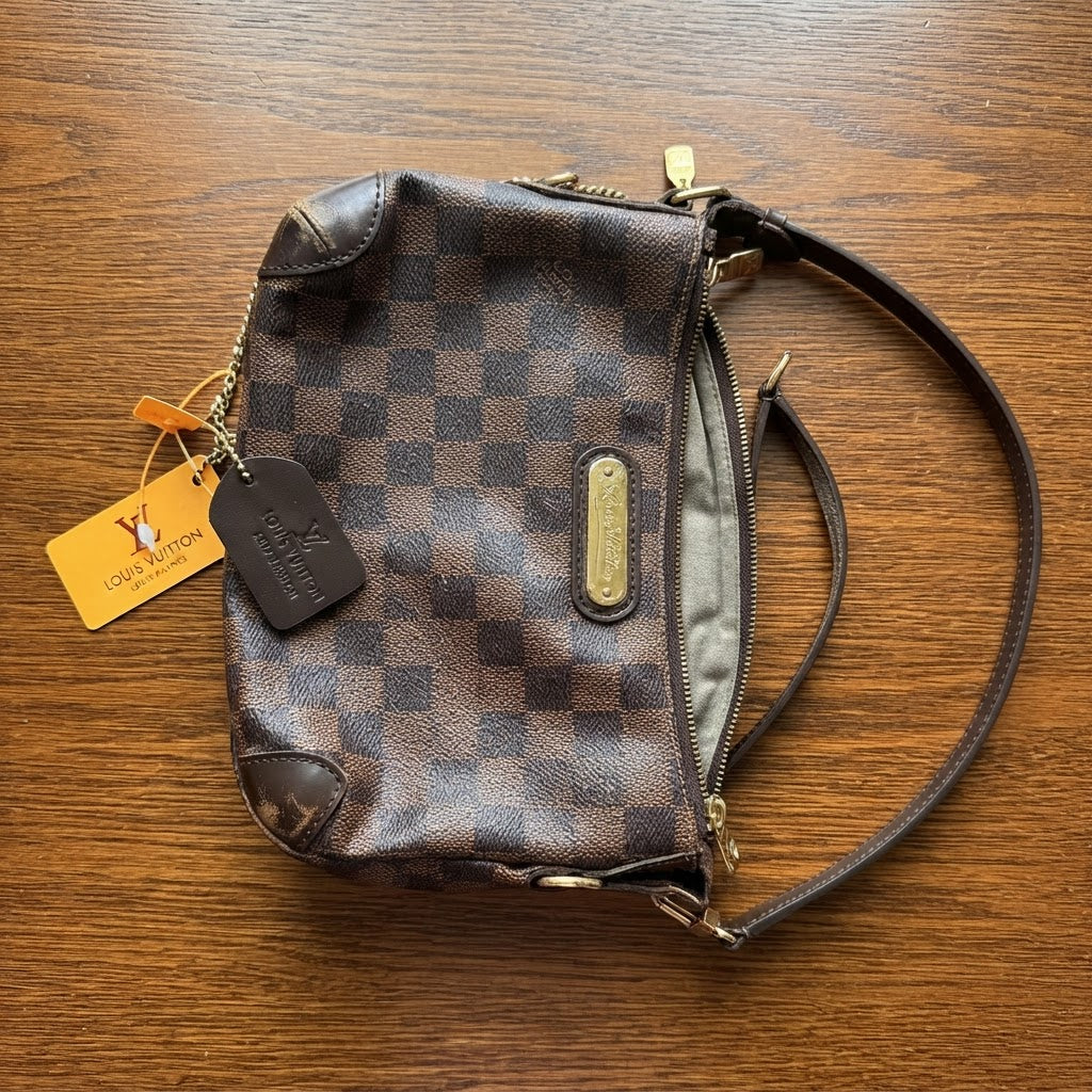 LOUIS VUITTON MADE IN FRANCE Classic Brown Checkered Pochett