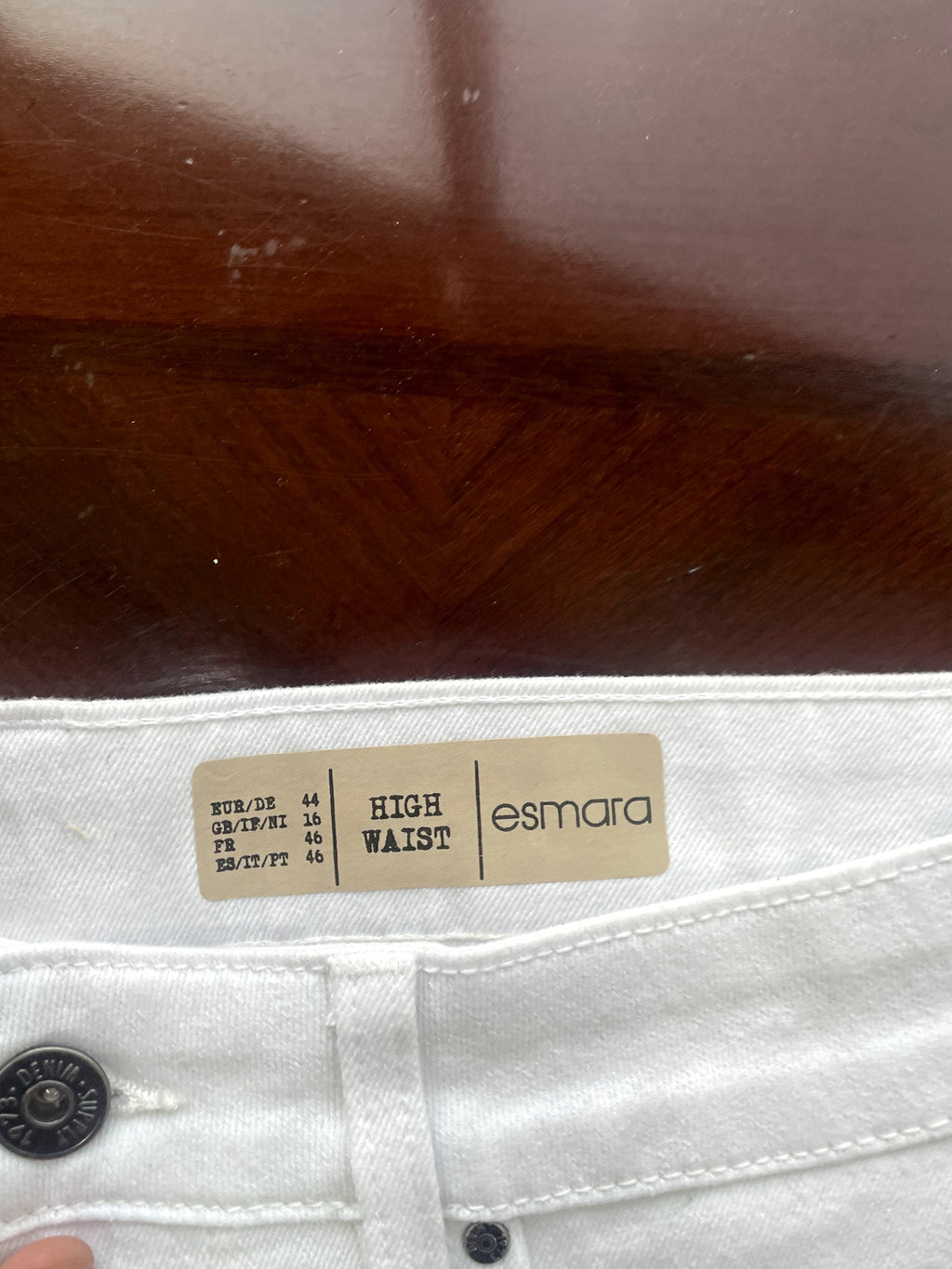 esmara White High-Waist Denim Shorts with Frayed Hem