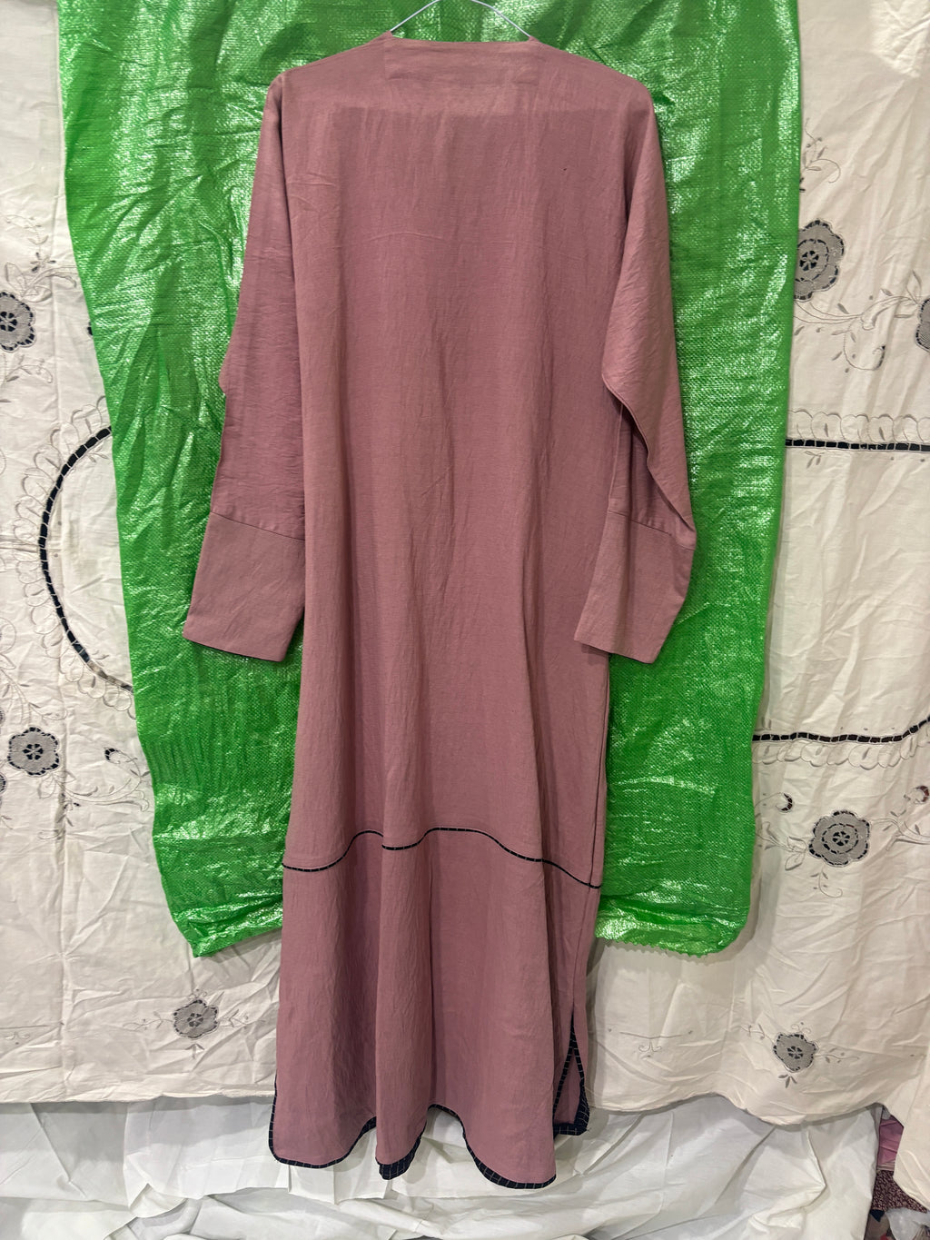 Strive Dusty Mauve Long Kurta with Scalloped Black Trimmed H