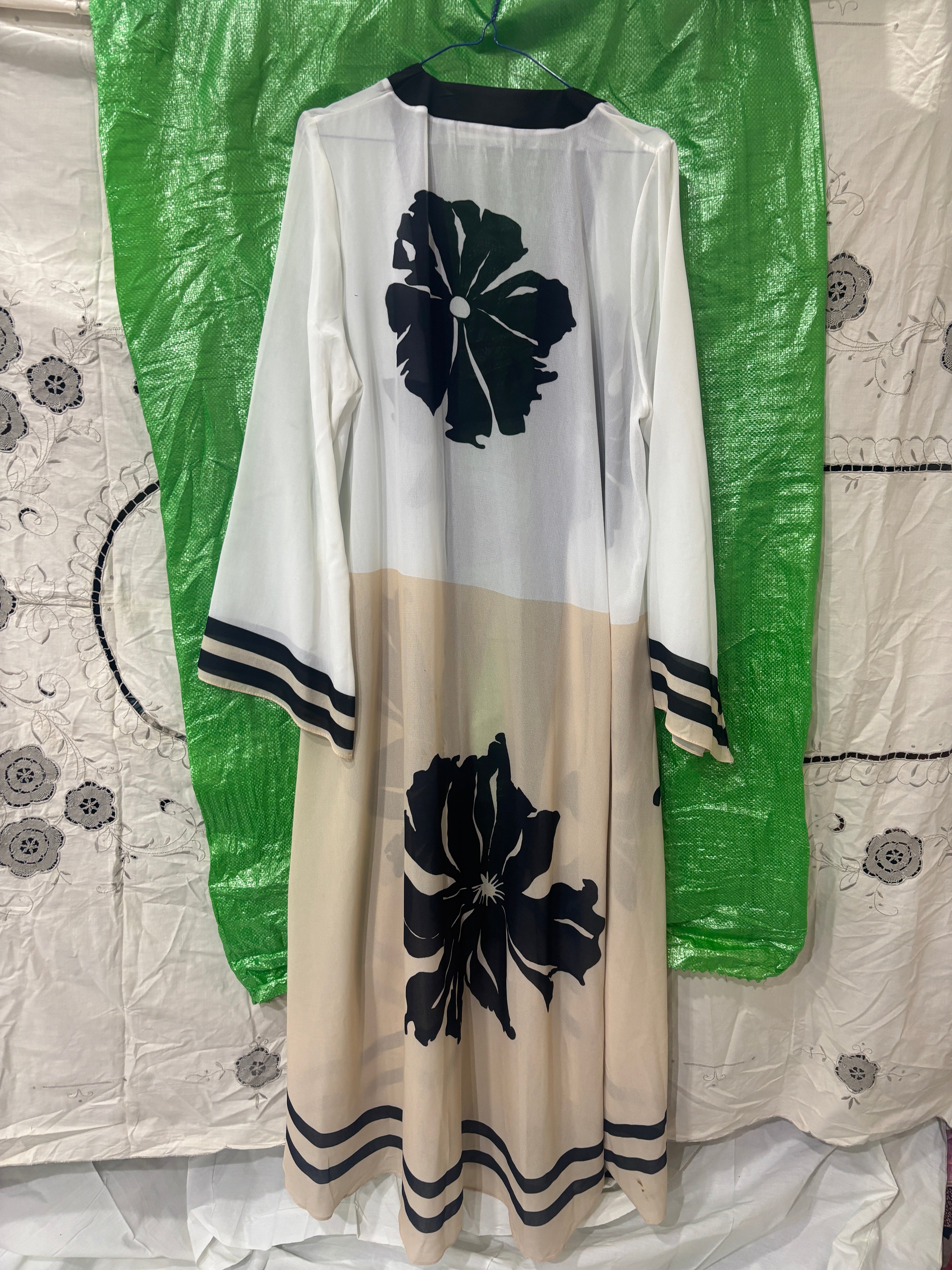 JOMANA White and Navy Floral Graphic Long Sleeve Tunic Dress