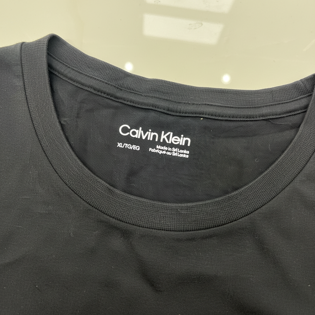 Calvin Klein Men's Black CK Logo Graphic T-Shirt - XL