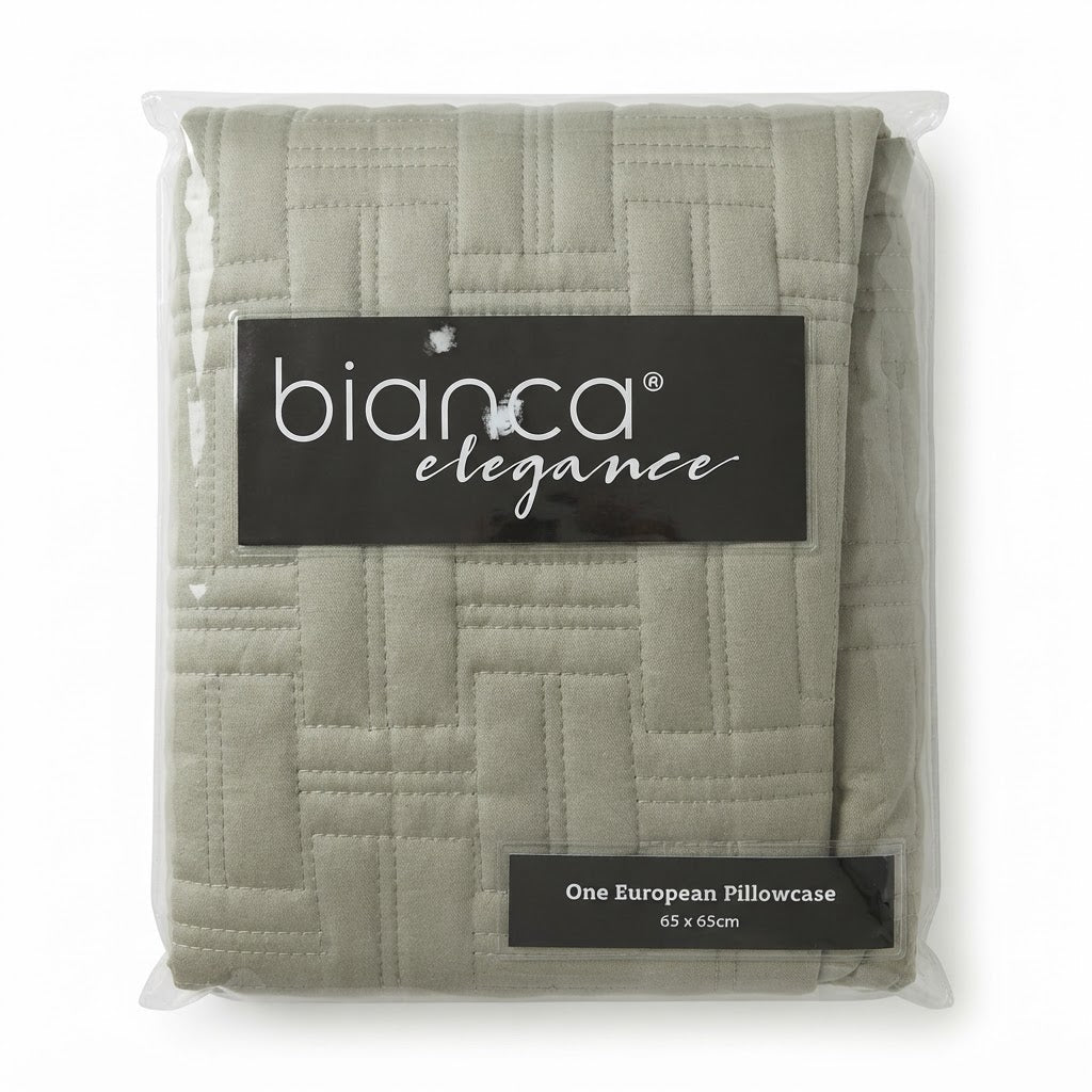 bianca elegance Unisex Cream Quilted Geometric Square Europe