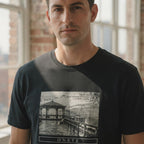 ONEYE Black ONEYE Graphic T-Shirt with Monochrome Pier Print