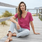 [WearU Generated:campaign_2] Cortefiel Fuchsia Linen Blend Straight V-Neck Top – detail view