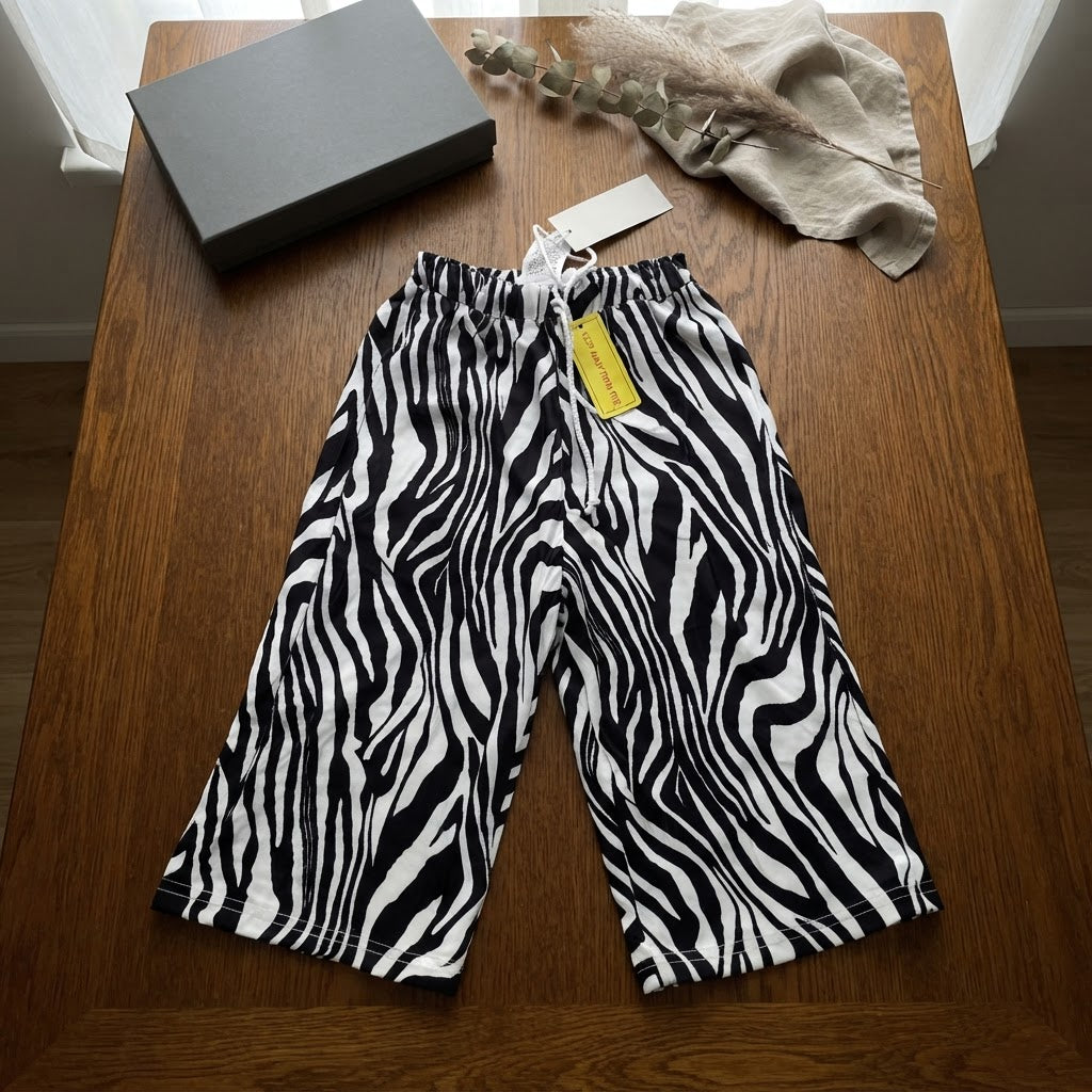 Black and White Zebra Print Wide-Leg Cropped Trousers
