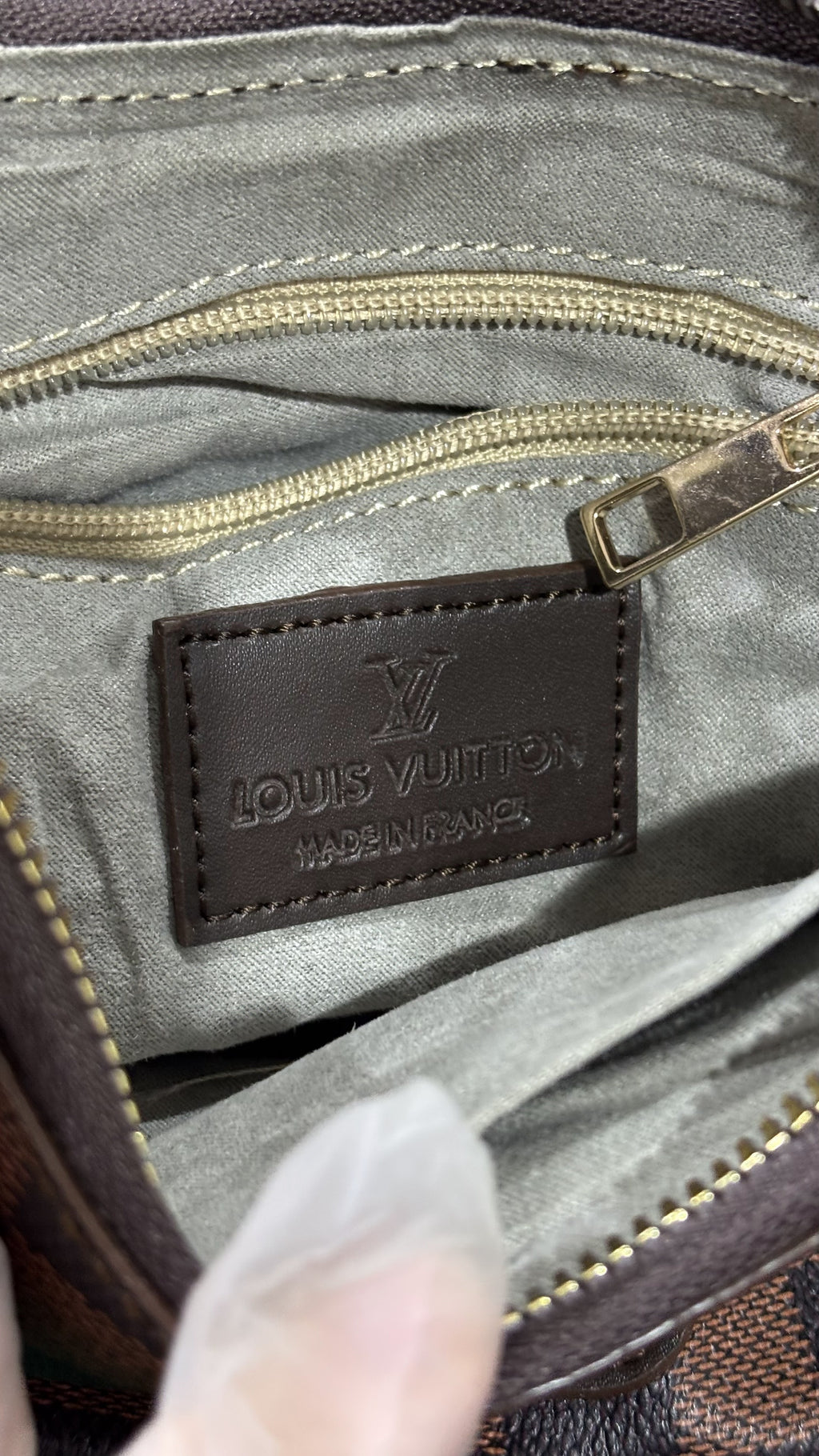 LOUIS VUITTON MADE IN FRANCE Classic Brown Checkered Pochett