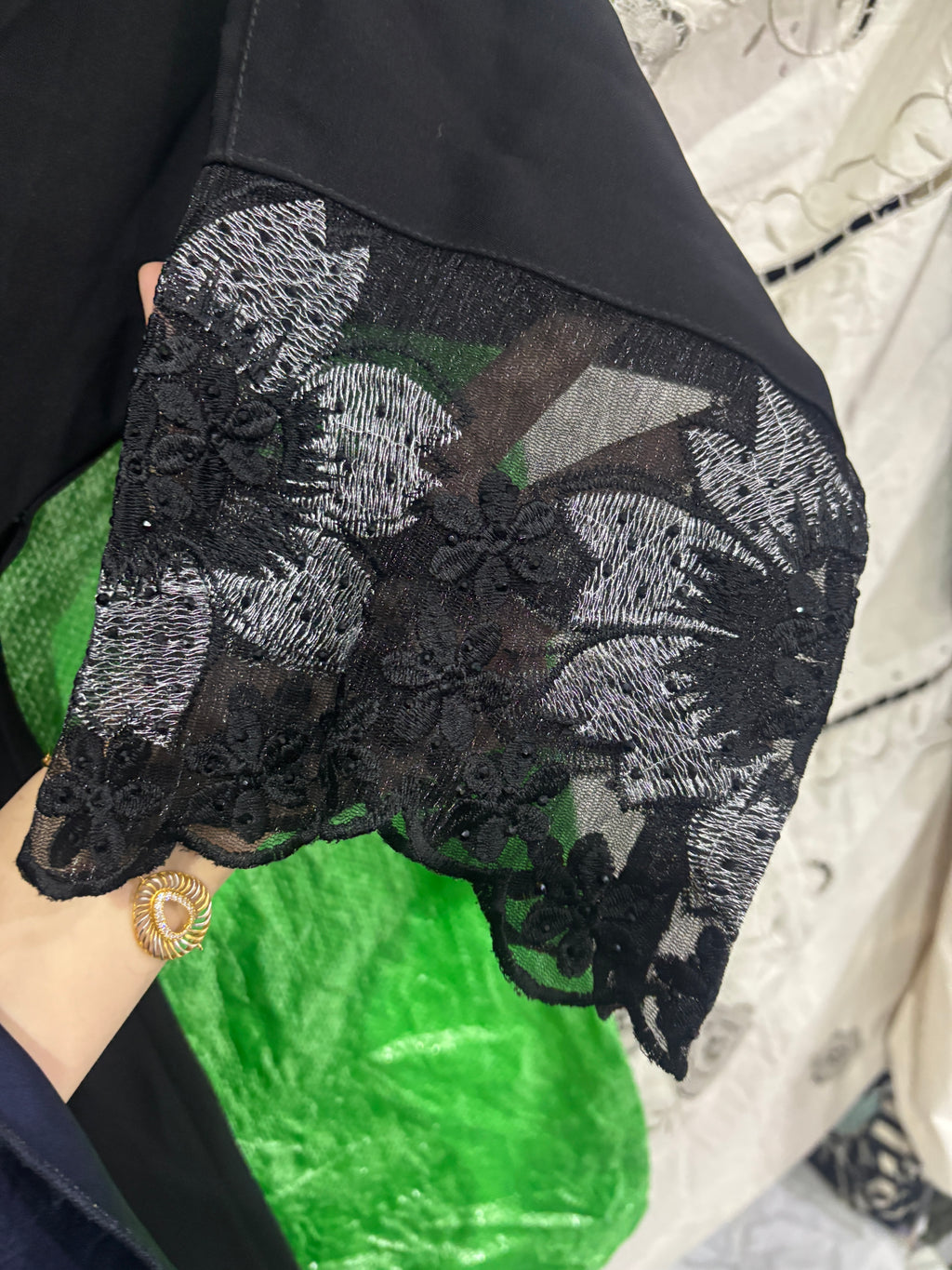 gant Black Embroidered Floral Lace-Trim Floor-Length Abaya