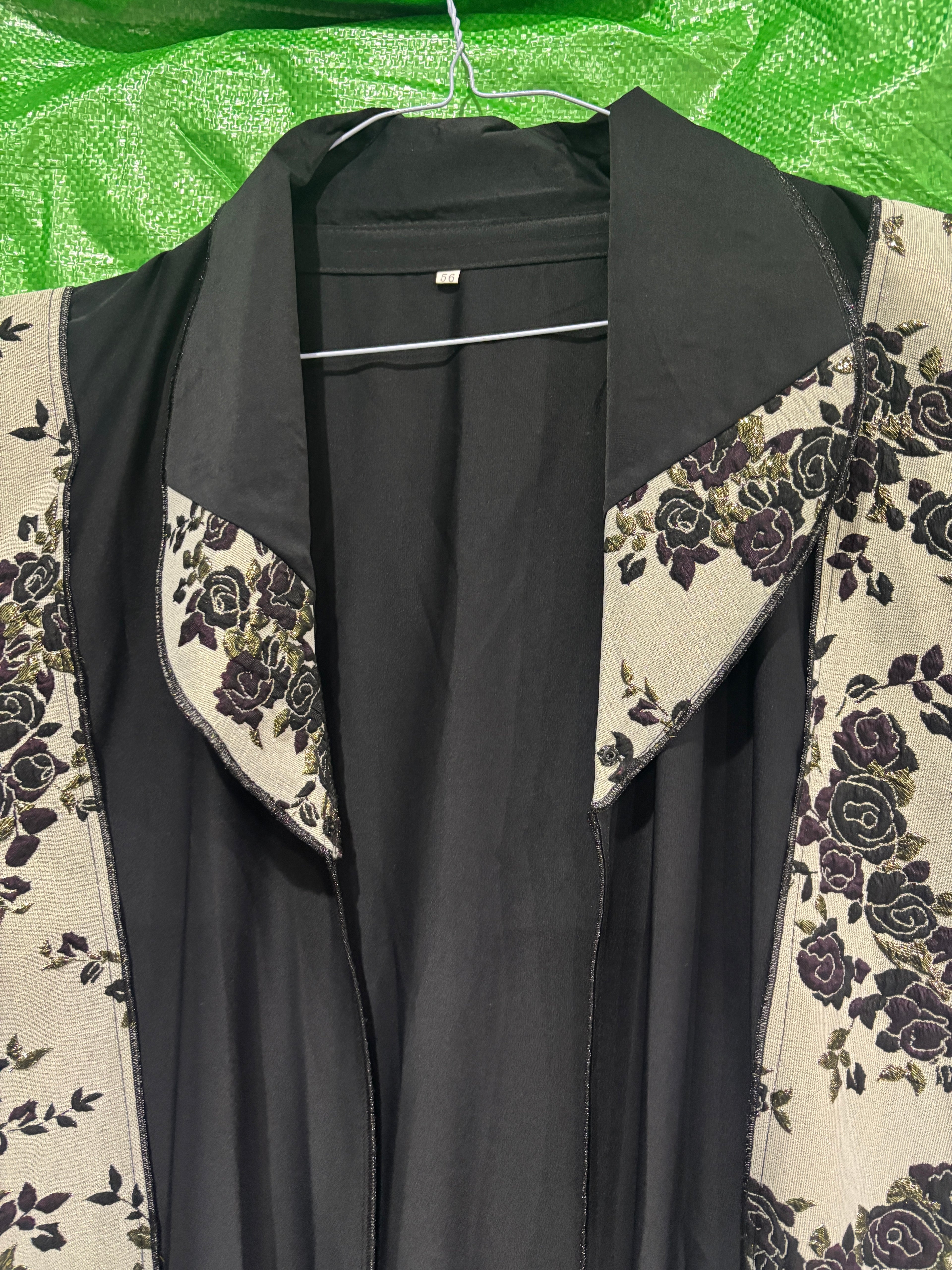 UNIQUE ABAYA Unique Abaya Black & Gold Floral Jacquard Open-