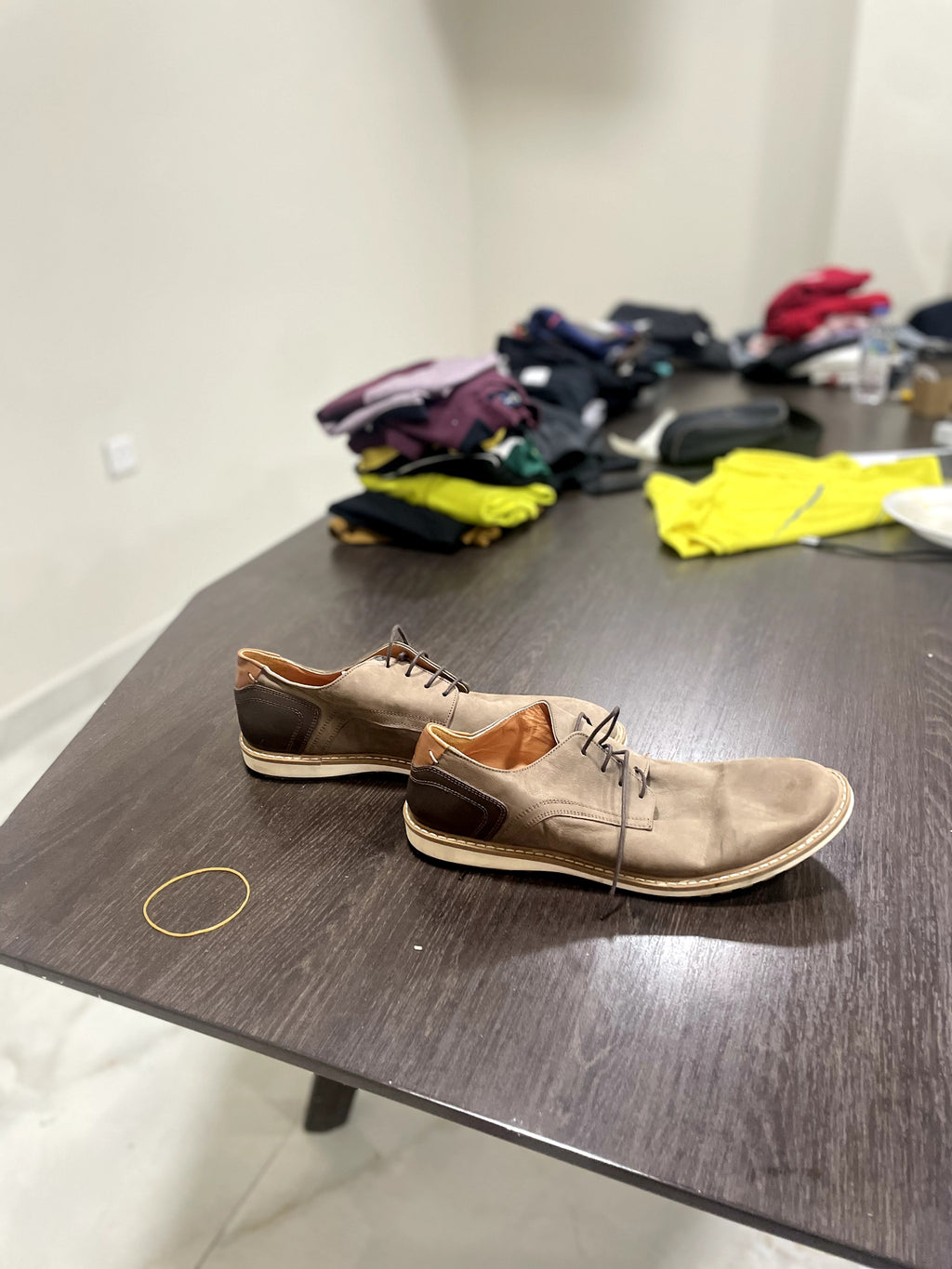 Men's Garamond Taupe Nubuck Derby Shoes