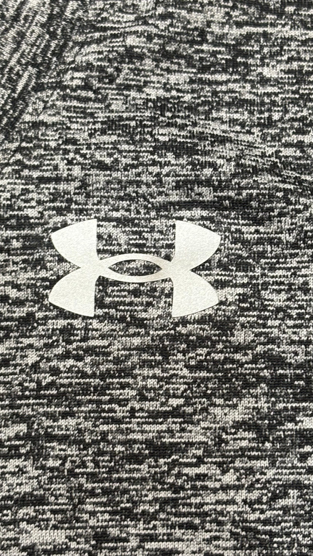 Under Armour Women's HeatGear V-Neck T-Shirt - Grey