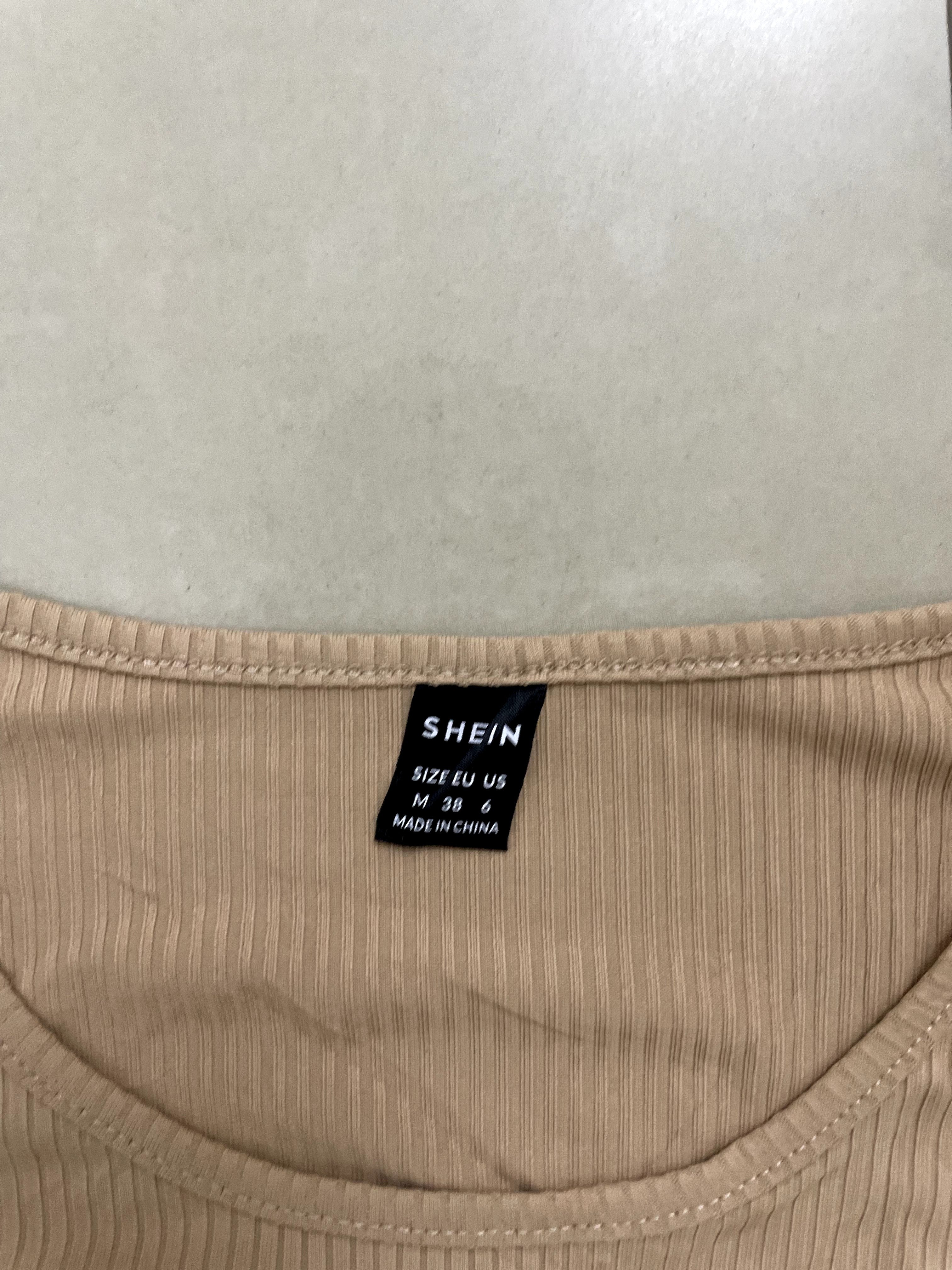 SHEIN Sandy Beige Ribbed Long-Sleeve Cropped Top with Side R