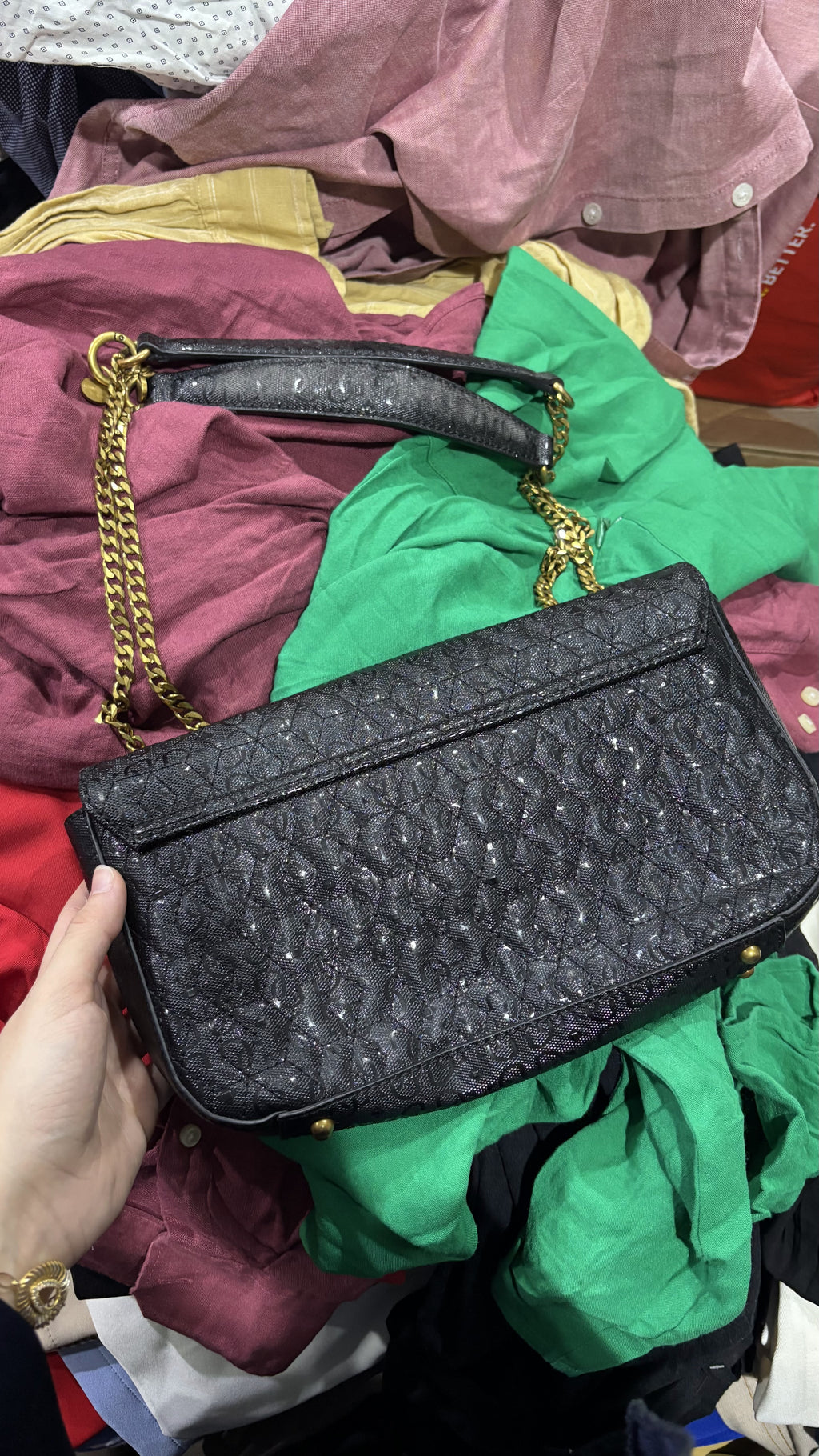 GUESS Guess Black Embossed Logo Flap Shoulder Bag