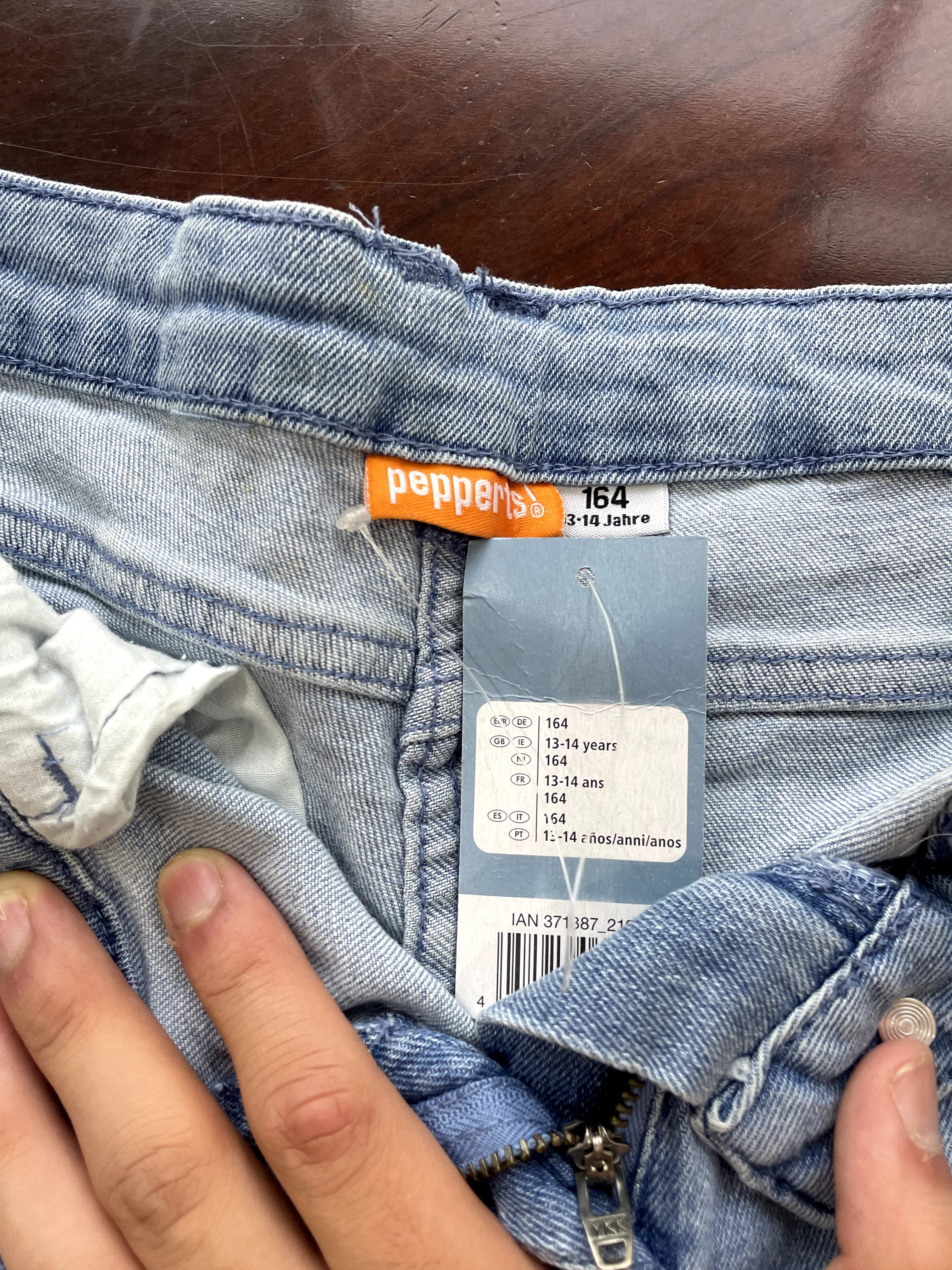 Light Wash Distressed Denim Shorts with Frayed Hem