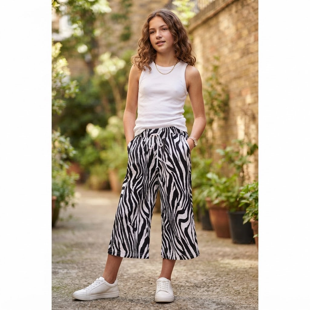 Black and White Zebra Print Wide-Leg Cropped Trousers