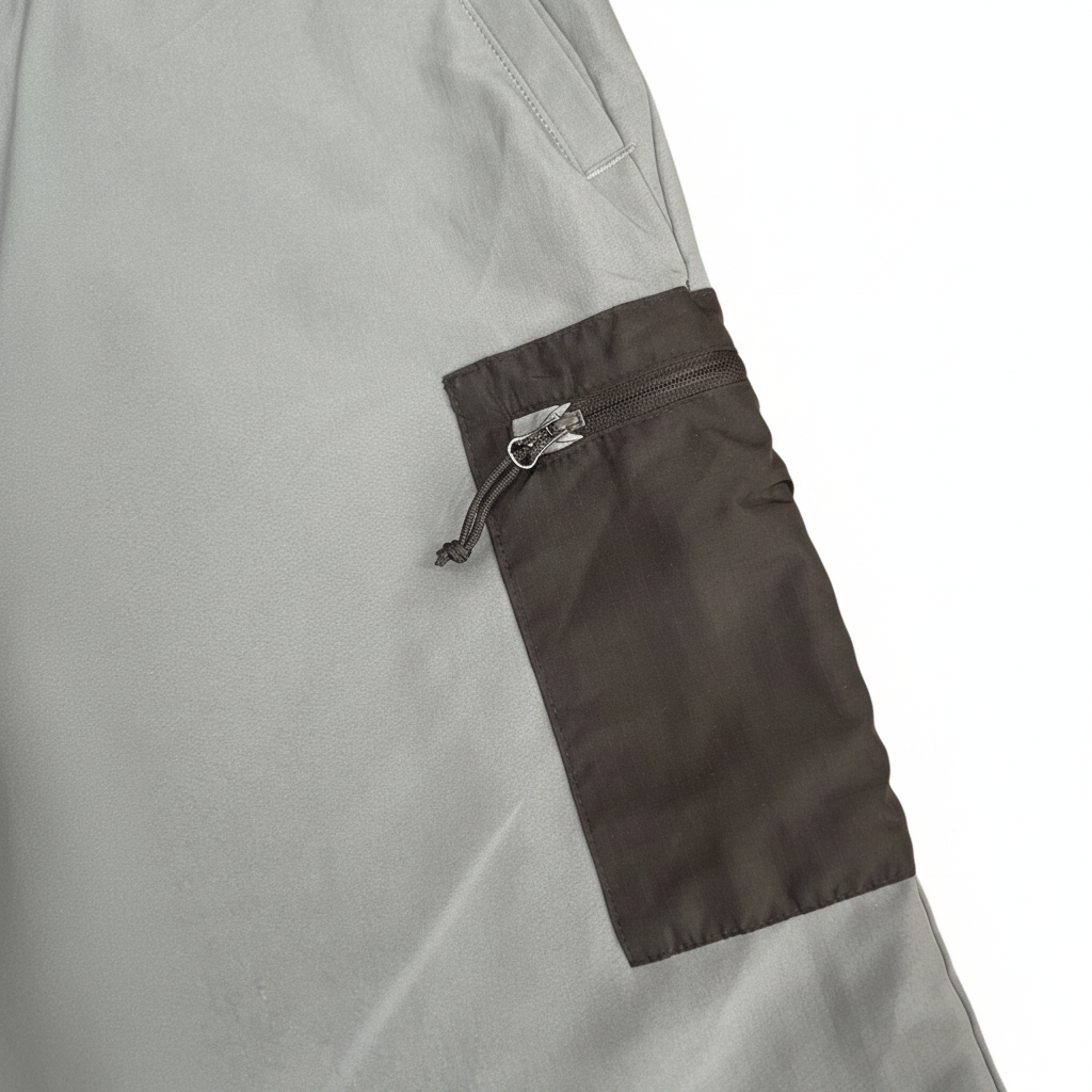 Men's Grey Lightweight Cargo Shorts with Zipper Pocket