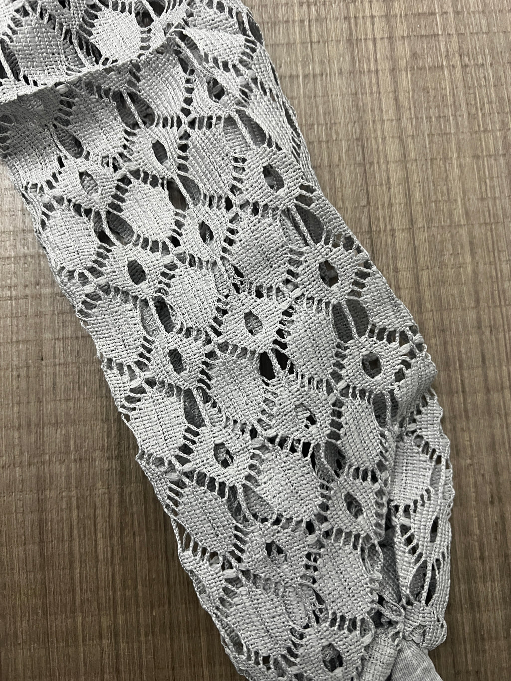 EMERY ROSE Light Heather Grey Top with Crochet Lace Sleeves